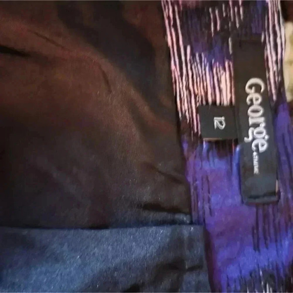 GEORGE size 12 FLared Lined Short Skirt Navy with Pattern very pretty - Picture 4 of 4